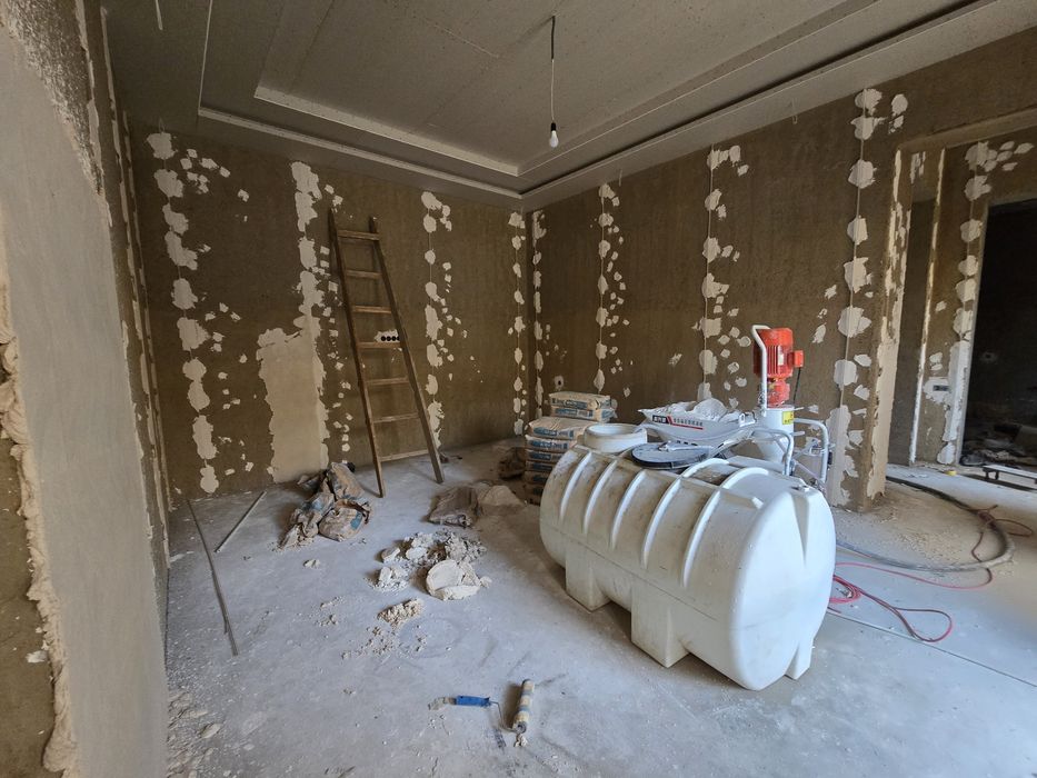 Rotband shitukaturka aparatda