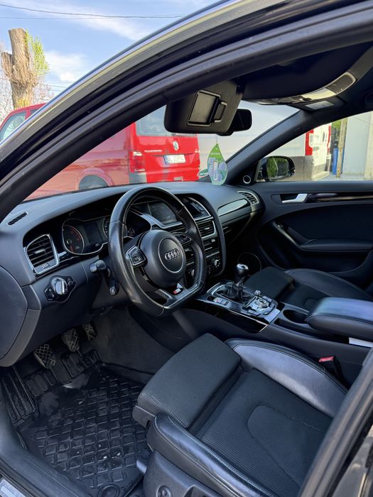 Audi a4 b8.5 s-line