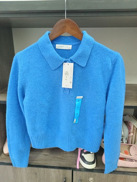 Продам женские джемперы,разных размеров, по оптовым ценам.