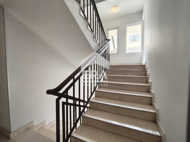 Двустаен апартамент с гараж под наем до м-с "Европейски съюз", х-л "Хе