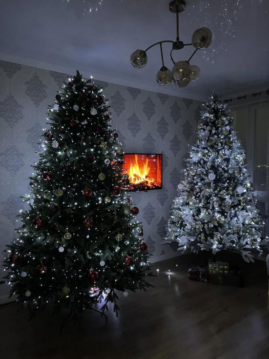 Елки новогодние литая, ПВХ+литая, заснеженная