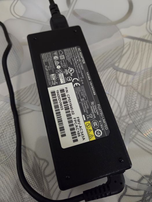 Laptop Fujitsu Lifebook i5, 16GB RAM