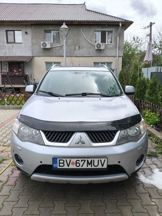 Se vinde Mitsubishi Outlander 2008 2.2 motorina