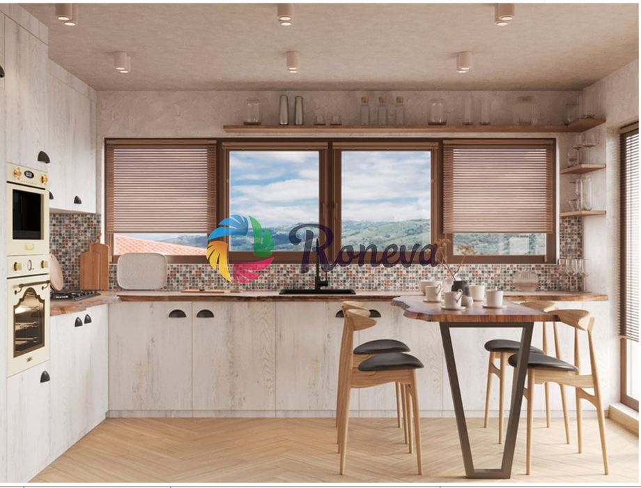 Къща в Варна, област-с.Долище площ 230 цена 280000