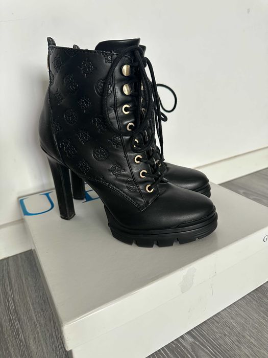 Botine Guess marimea 39