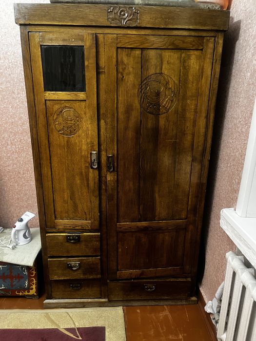 Продам шкаф как антиквариант без гвоздей