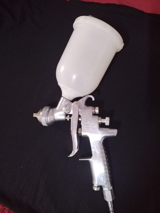Pistol de vopsit profesional Air Gunsa AZ3 HTE 2 (Anest Iwata) – Duză 1.5 mm
