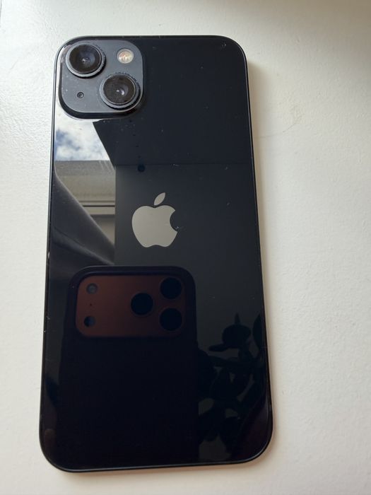 iPhone 13 128GB Тъмносин