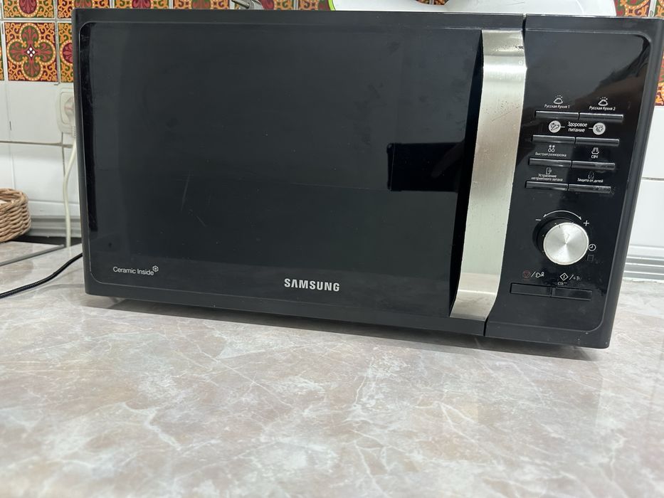 Микровалновка в хорошем состояний