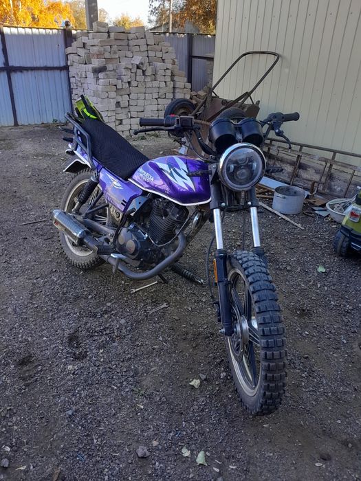 продам мотоцикл 200кубов