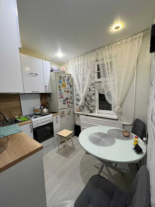 Продается 2 ком квартира район Галактики