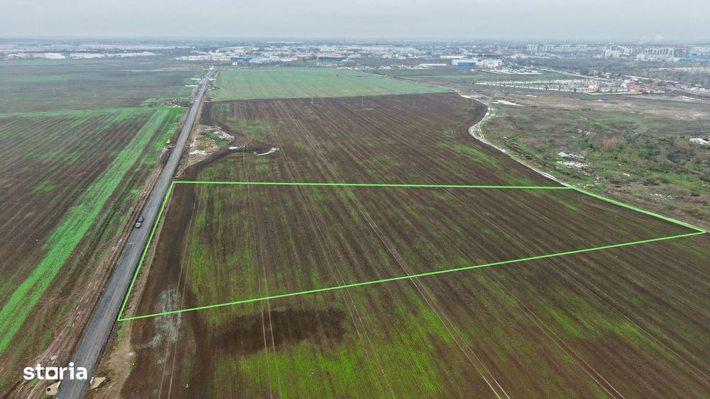 Domnesti – teren intravilan 32.500 mp, acces asfaltat