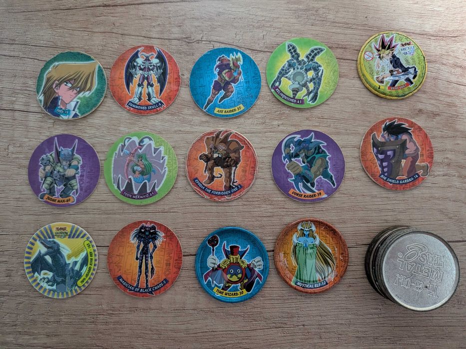 Лот ретро тазове 2000s: Pokemon, Yu-Gi-Oh, Beyblade, Harry Potter