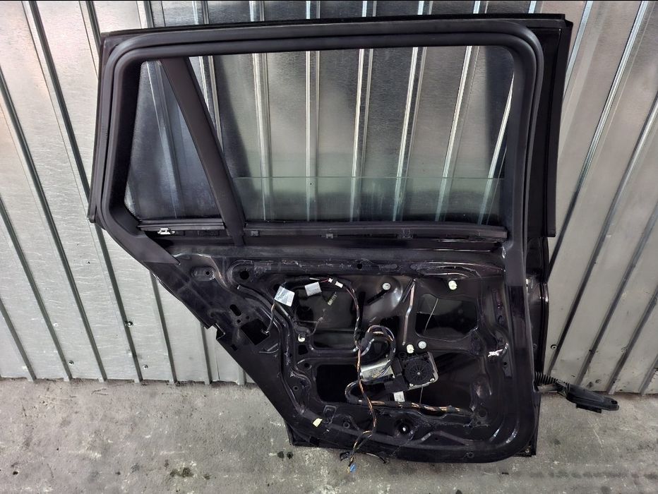 Usa stanga spate BMW E91