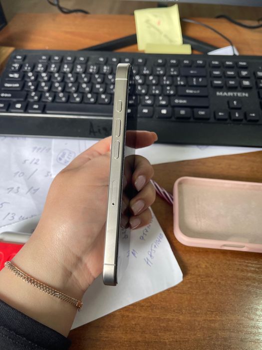 Продам IPHONE 16 pro 512