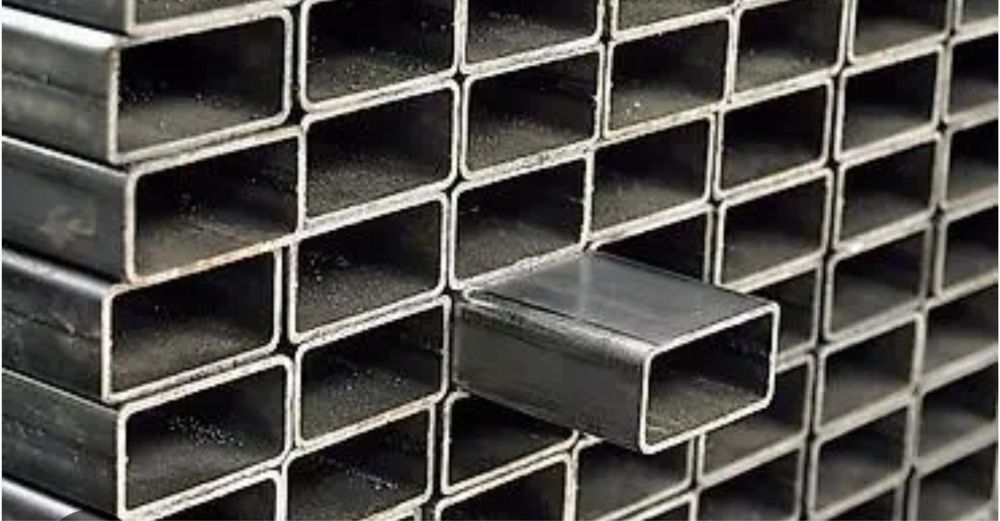 продам квадратные трубы толщина 2мм