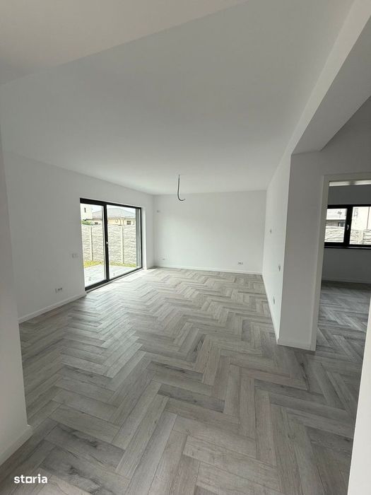 Casa pe parter cu 4 camere , incalzire in pardoseala , teren 400 mp