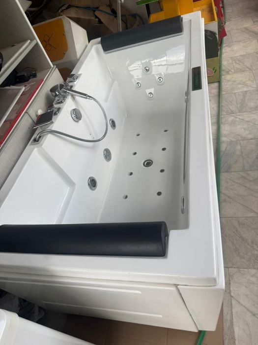 Продается Джакузи ванна