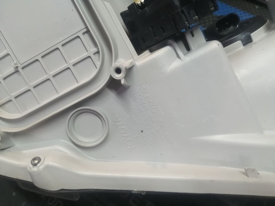 Фары камри 40 Европа