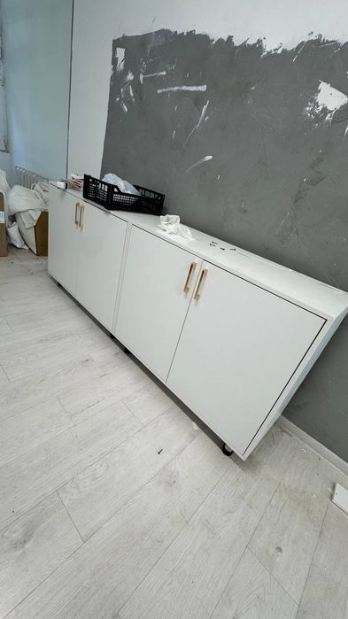 Мебел витрина для магазина