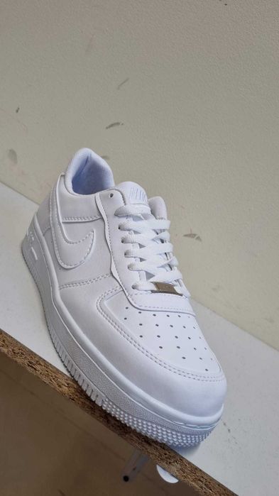 Nike Air Force 1 dama si barbati, model unisex