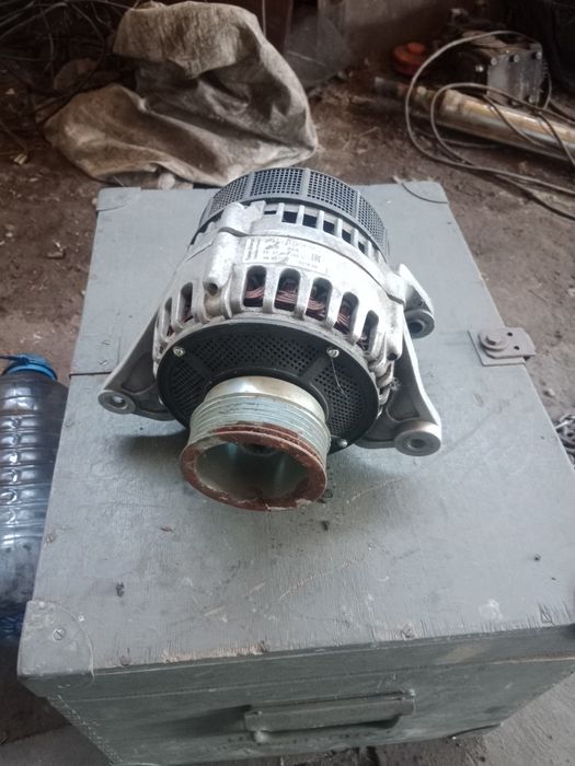 Продам Генератор К-700