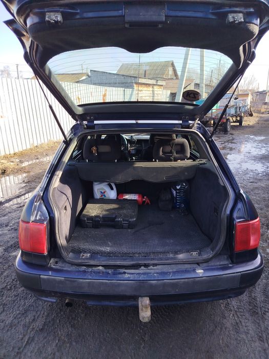 Продам Ауди 80 б4 универсал