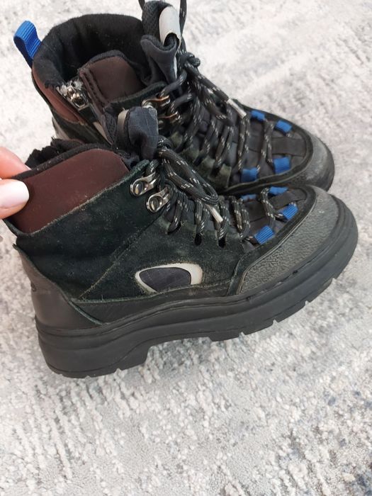 Ghete Zara baiat din piele