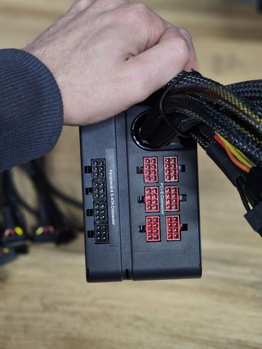 Мощный блок питания для компьютера 1200w