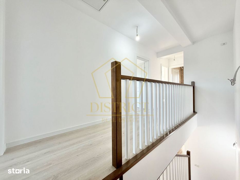Duplex cu 5 camere si 2 bai, 470 mp teren si 115 mp utili in Ghiroda.