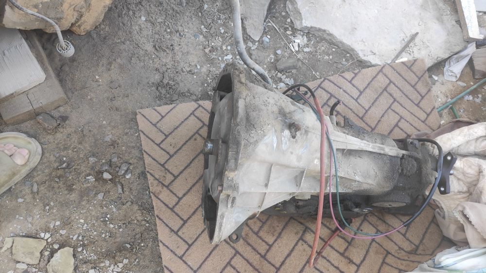 Мотор 1.8  м111 с коробкой АКПП нерабочие