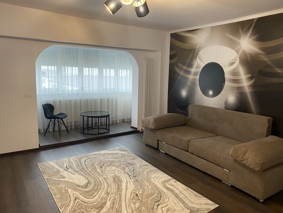 Inchiriez garsoniera