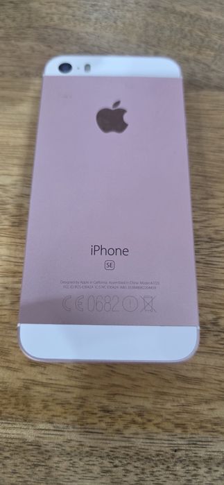 Iphone SE  работят  перфектно