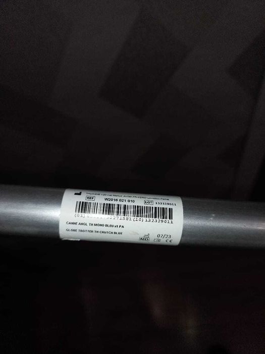 Продам костыль подлокотный