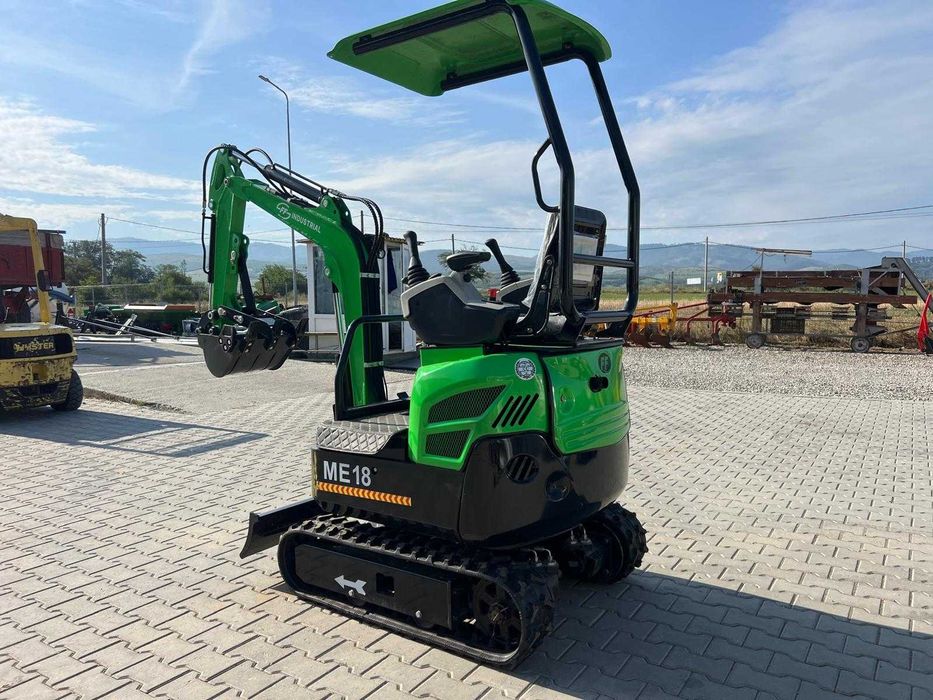 Мини багер FF Industrial – 11 к.с., 1 тон (Нов) + Видео