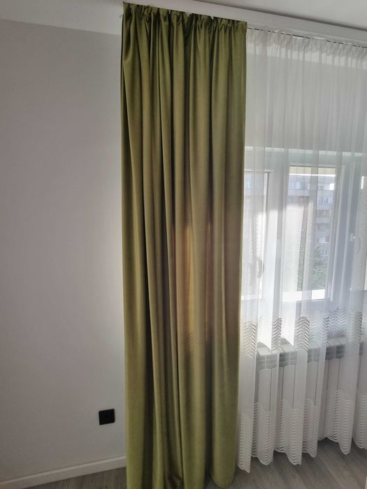 Draperii geamuri apartament