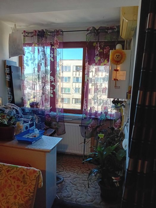 Vand garsonieră ,b-dul Iuliu .maniu Deva