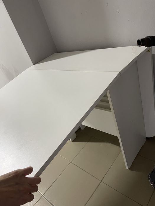 Продам стол раздвижной