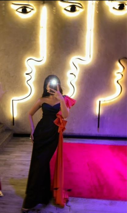 Платье вечернее в отличном состоянии, размер с