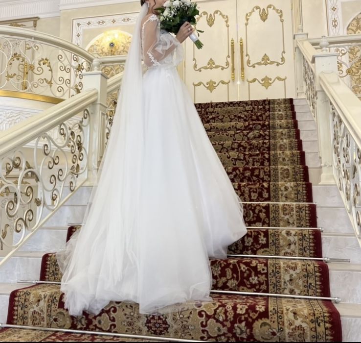 Свадебное платье