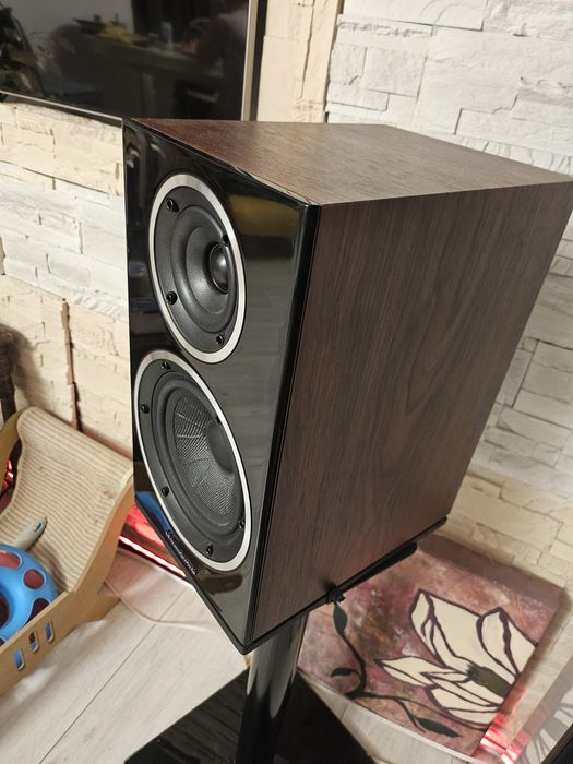 Wharfedale Diamond 225