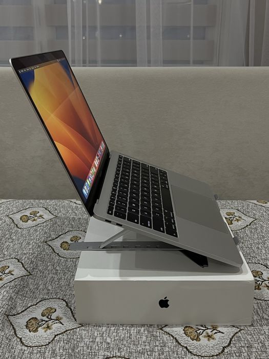 Продам идеальный ноутбук MacBook Макбук Pro Про 13
