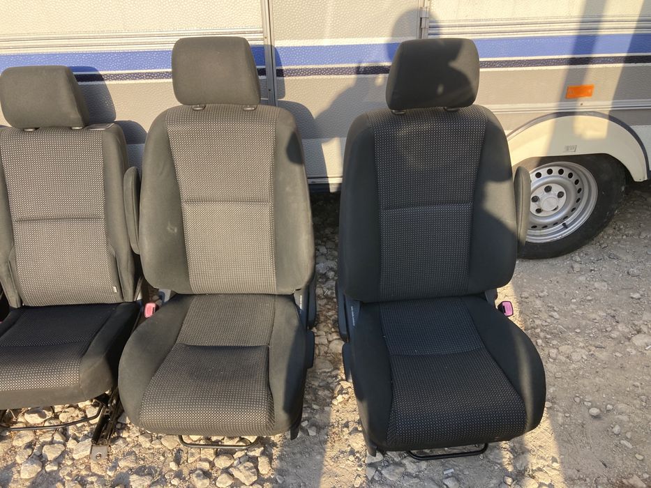 Салон за Тойота Корола Версо 2004- 2009г