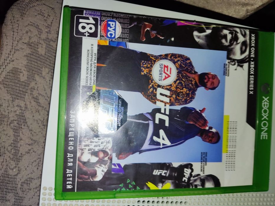 Xbox one s в идеальном состоянии