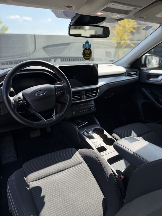 Vand Ford Focus 2023 1.5 diesel automat avariat