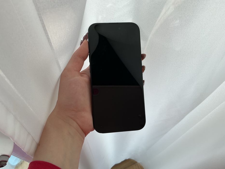 Iphone 15, negru, batery health 90%