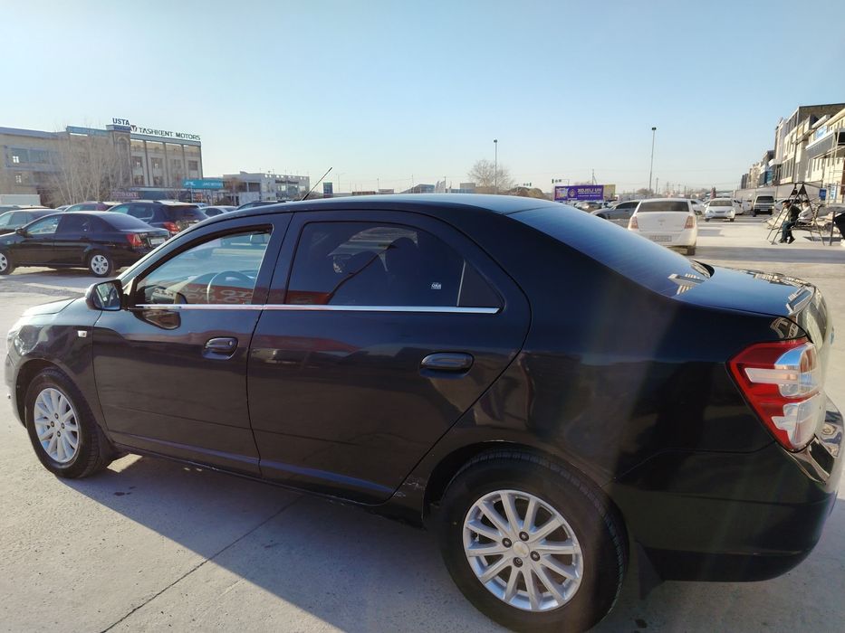 Cobalt 2015 avtomat zudlik bn sotiladi.