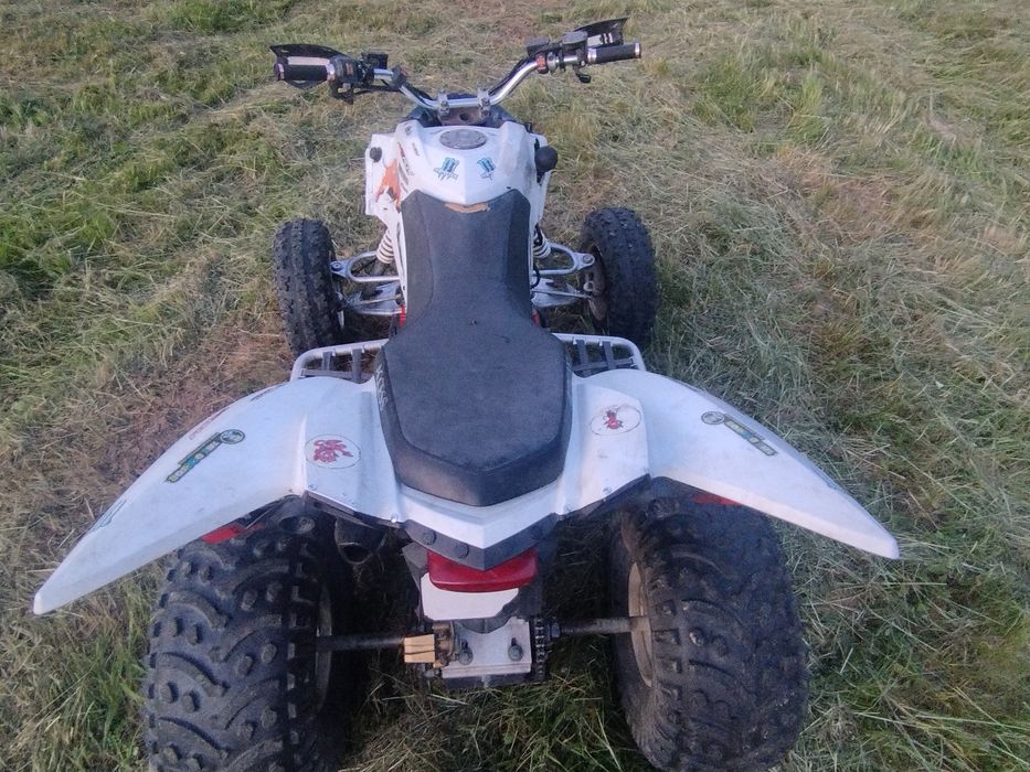 URGENT  Quad Acces Motor Tomahowk 300CC