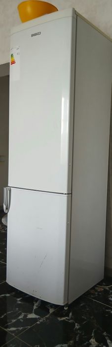 Продам холодильник  рабочий