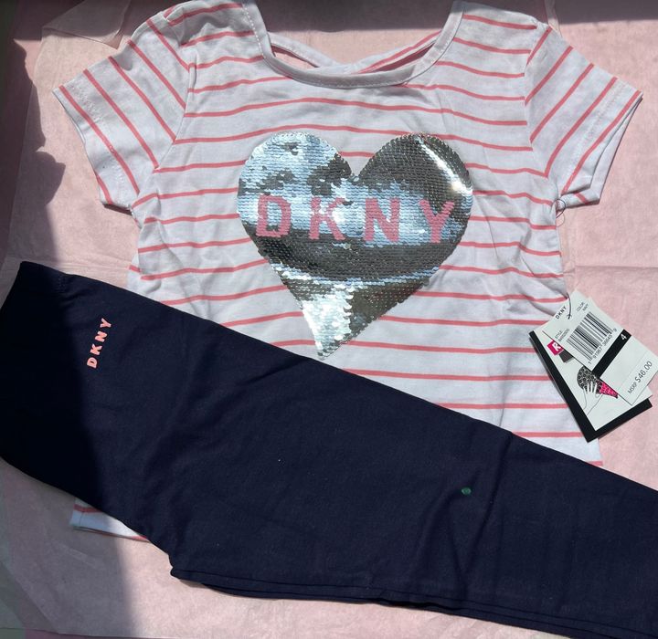 DKNY оригинален детски комплект 5-6 г